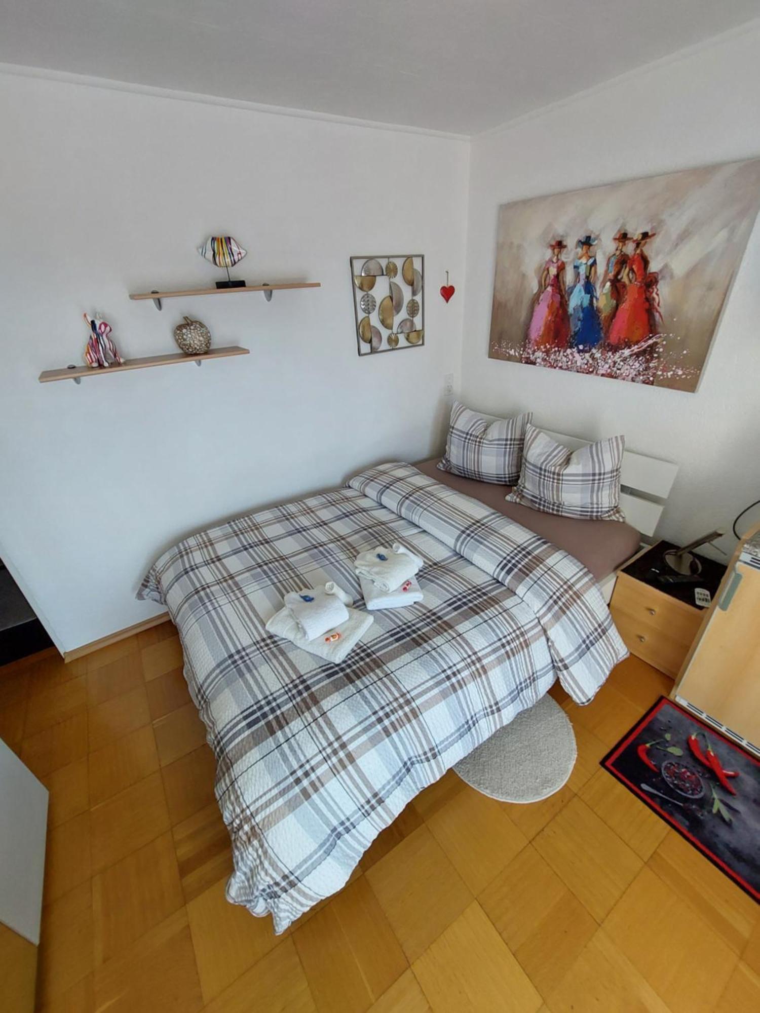 Joli Studio Avec Terrasse Et Vue Exclusivement Pour Non Fumeurs Belmont-sur-Lausanne Dış mekan fotoğraf